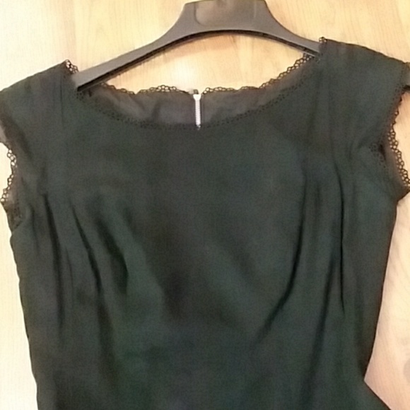 Lace Trimmed Flared Dress - Picture 3 of 6